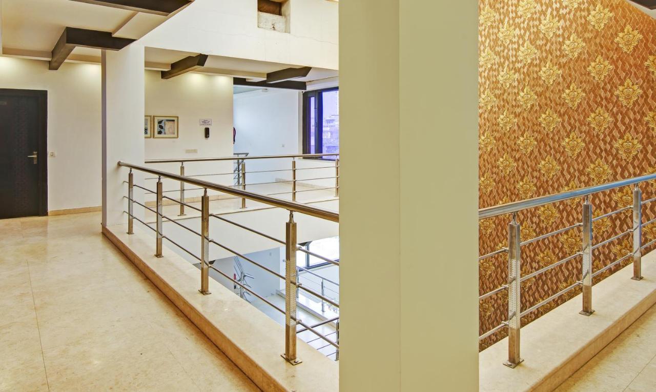 Hotel Dreamz Hospitality Gurgaon Exterior foto